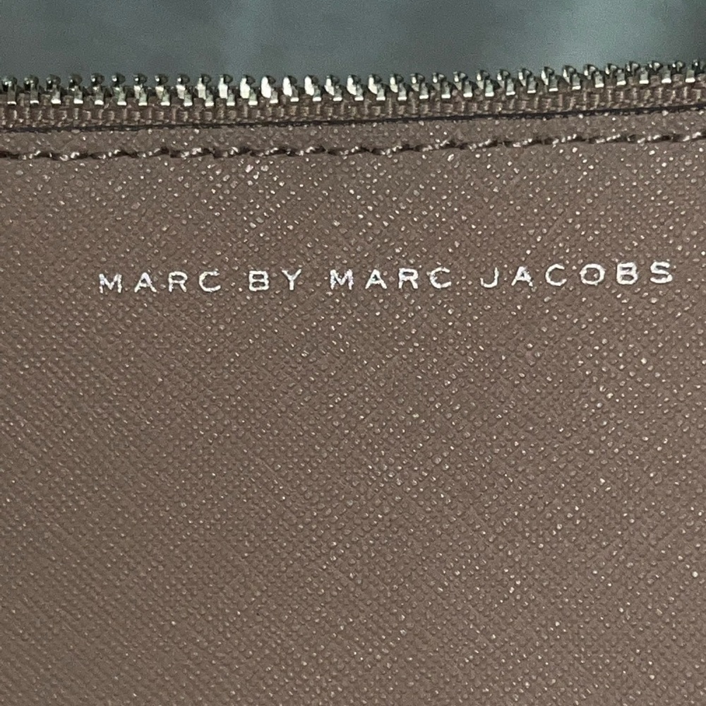 -Mark Jacob bucket bag with shoulder strap/ coin wallet - amazing conditi… - Picture 3 of 7